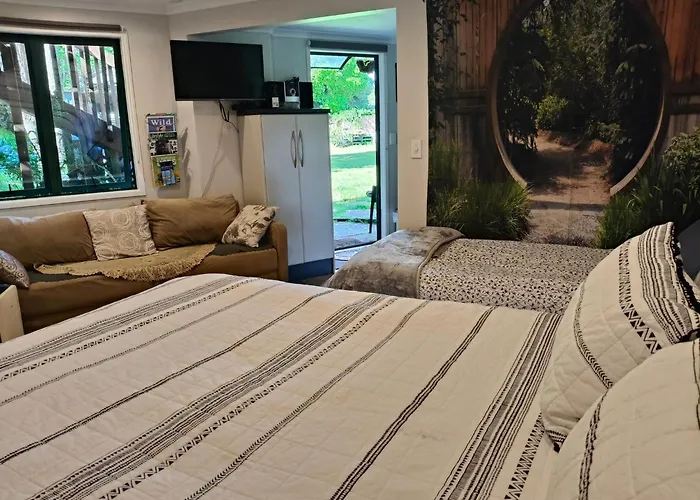 Escape To Tranquility In Rotoruas Heart * Rotorua
