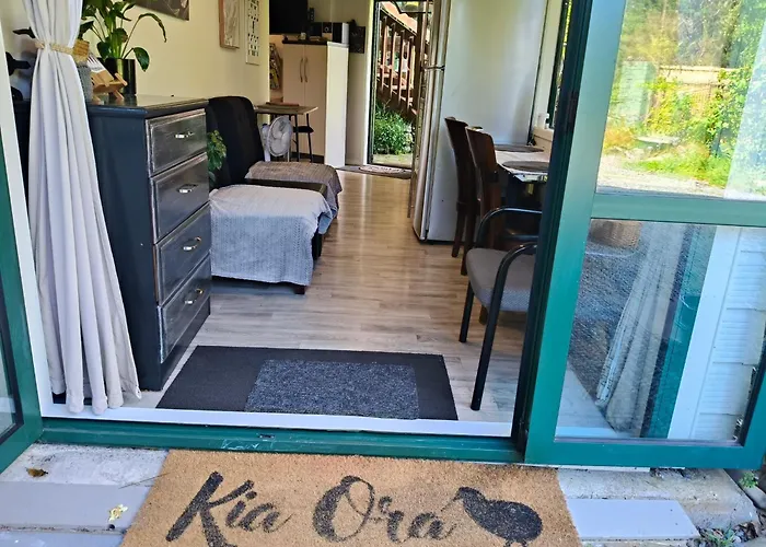 Escape To Tranquility In Rotoruas Heart Maison d'hôtes